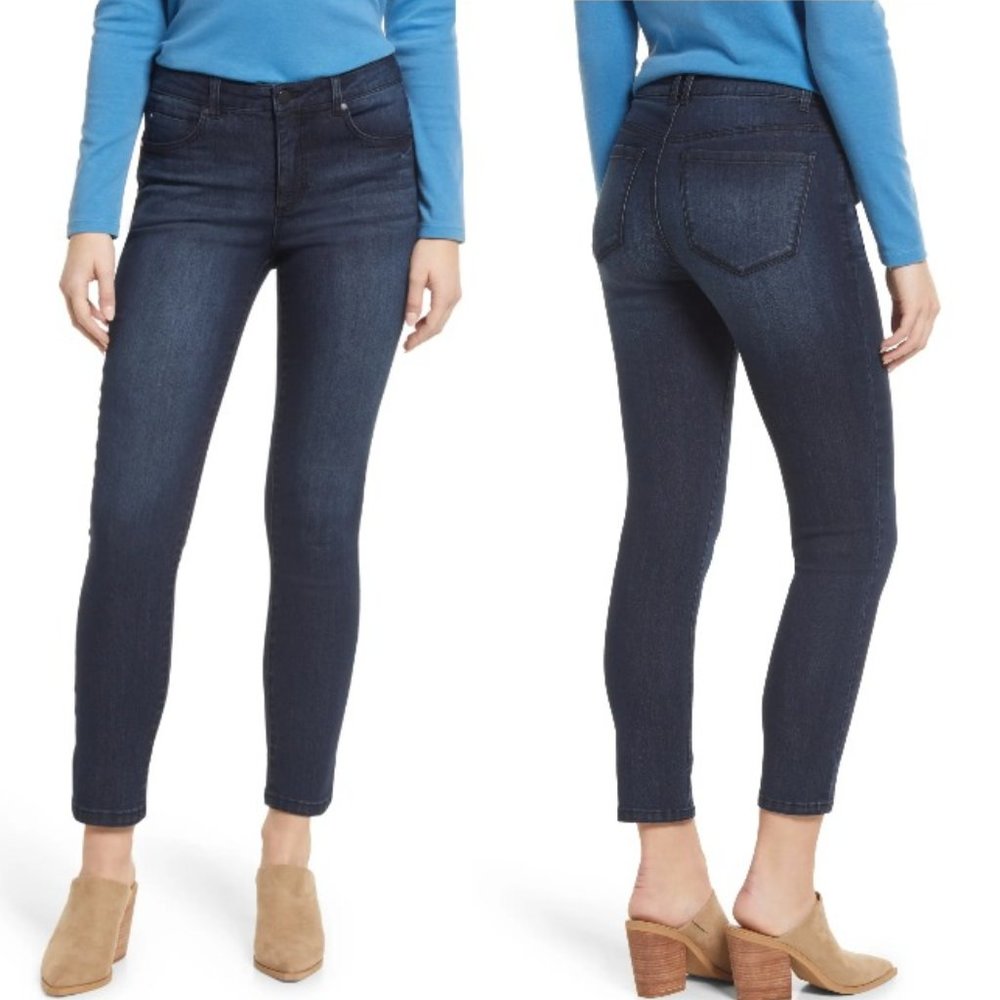 Like New* Calson* Dark Blue* soft stretch skinny ^Size 6*